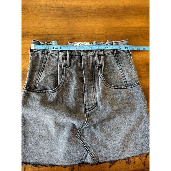 Free People charcoal denim paper bag mini skirt women’s size 25 - Picture 6 of 8